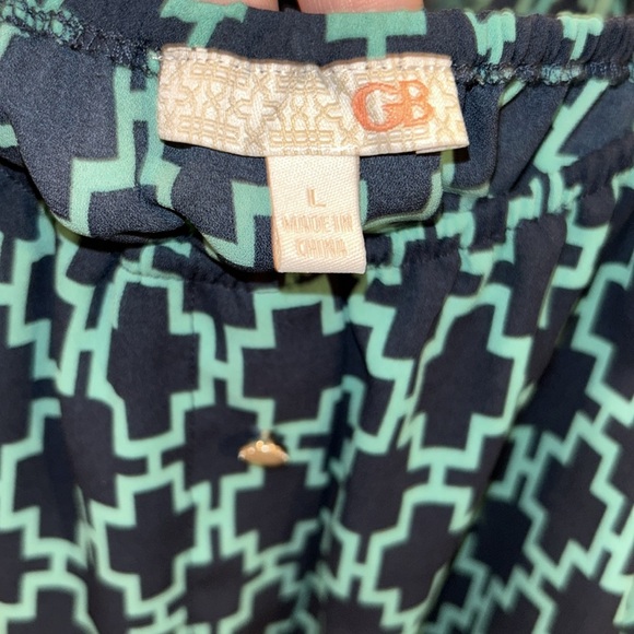 Size L GB cold shoulder tank - Picture 2 of 3